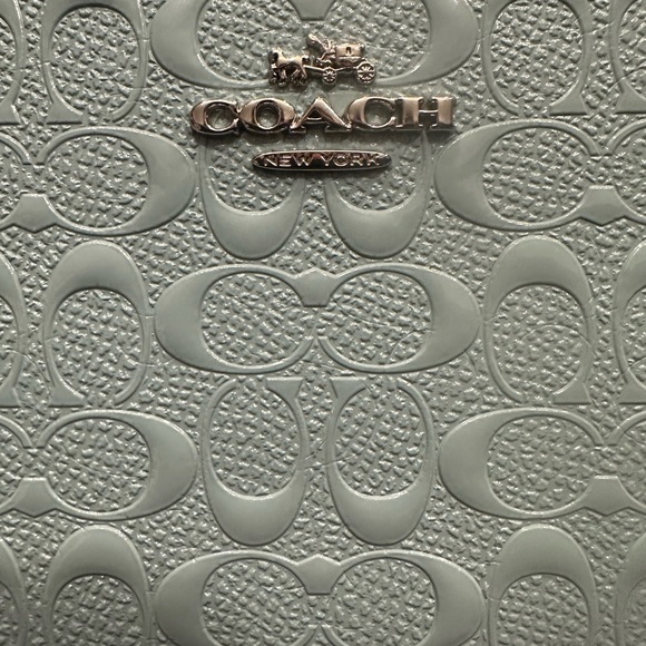 Coach baby blue embossed long wallet - like new condition - Picture 2 of 3